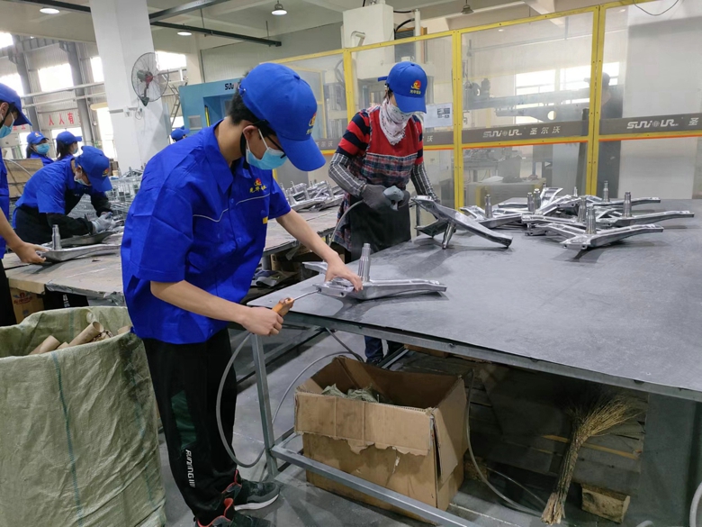 體驗企業工作場景，著眼未來砥礪前行——技術交流啟示錄